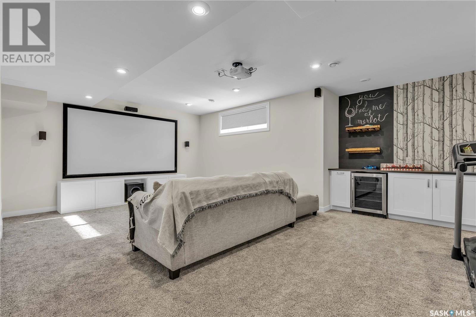 438 HORLICK MANOR Image 37