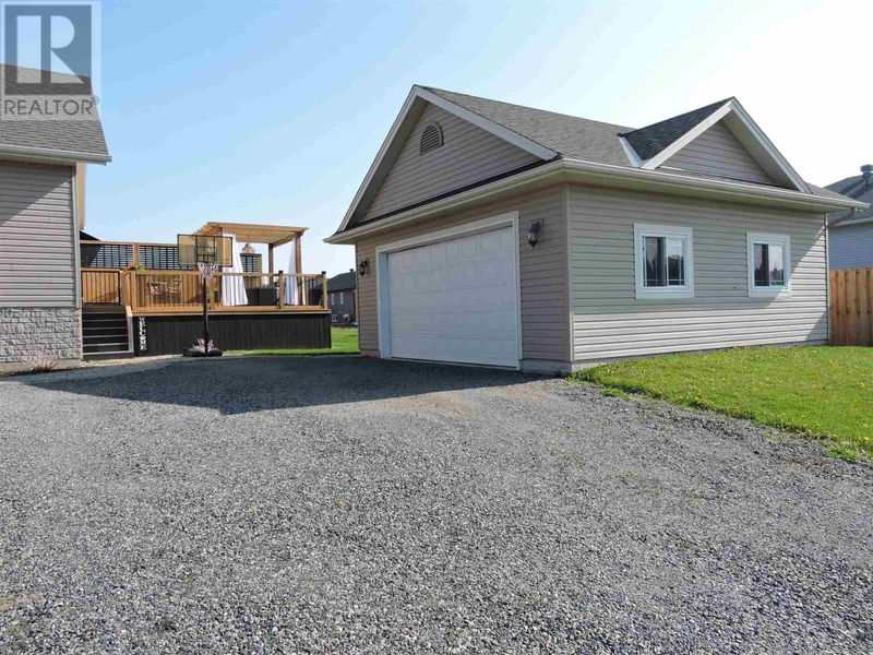 44 Chatfield DR  Sault Ste. Marie, P6C6E6 | Image 35