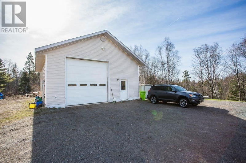 1446 Great Northern RD  Sault Ste. Marie, P6A5K7 | Image 31