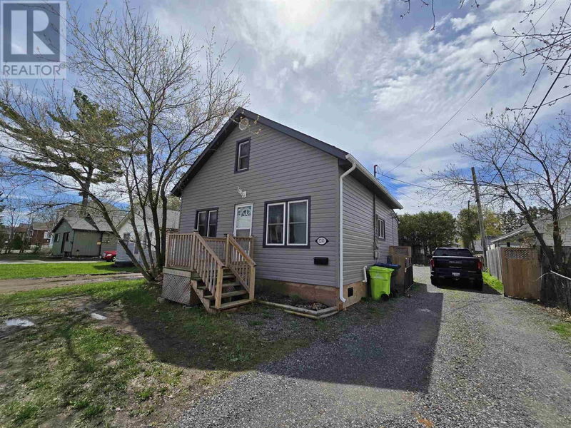 1241 Wellington ST  Sault Ste Marie, P6A2P5 | Image 1