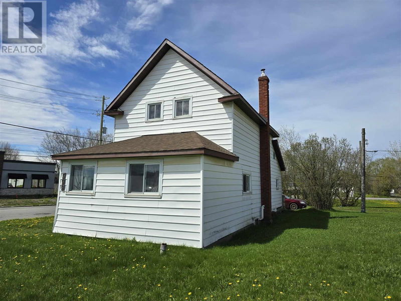 599 Shafer AVE  Sault Ste Marie, P6C3R8 | Image 1