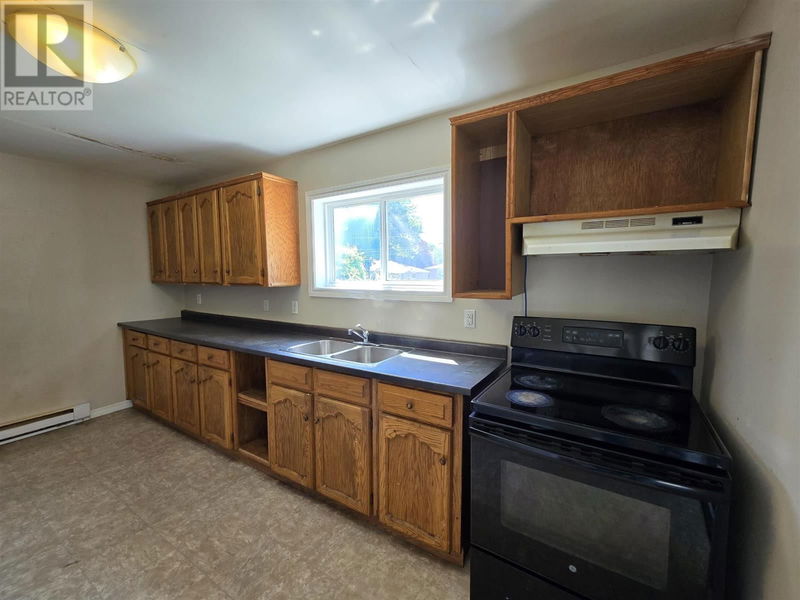 225 Tilley RD  Sault Ste Marie, P6B3Z3 | Image 10