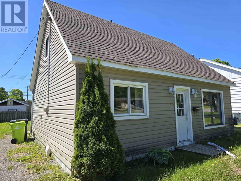 225 Tilley RD  Sault Ste Marie, P6B3Z3 | Image 3