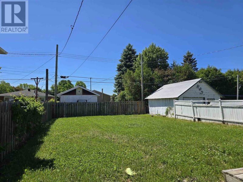 225 Tilley RD  Sault Ste Marie, P6B3Z3 | Image 4