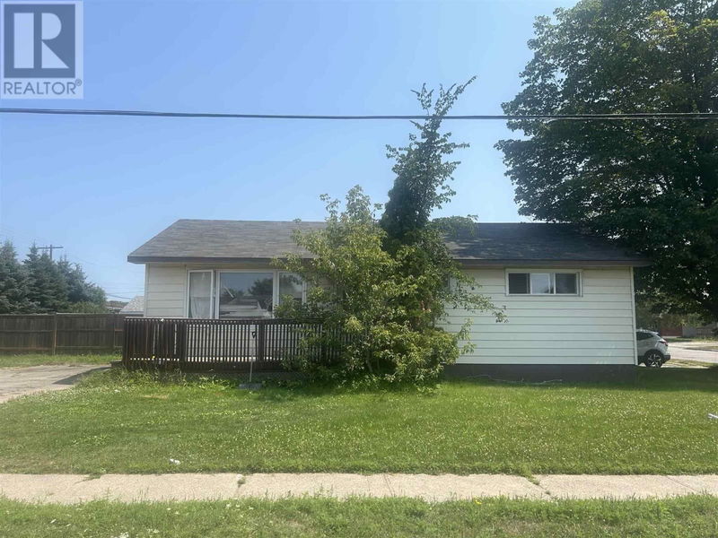 466 Moody ST  Sault Ste. Marie, P6C4A4 | Image 1