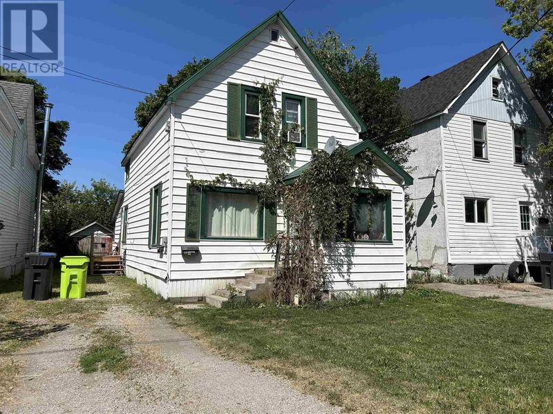 23 Grosvenor AVE  Sault Ste. Marie, P6B2L8 | Image 1