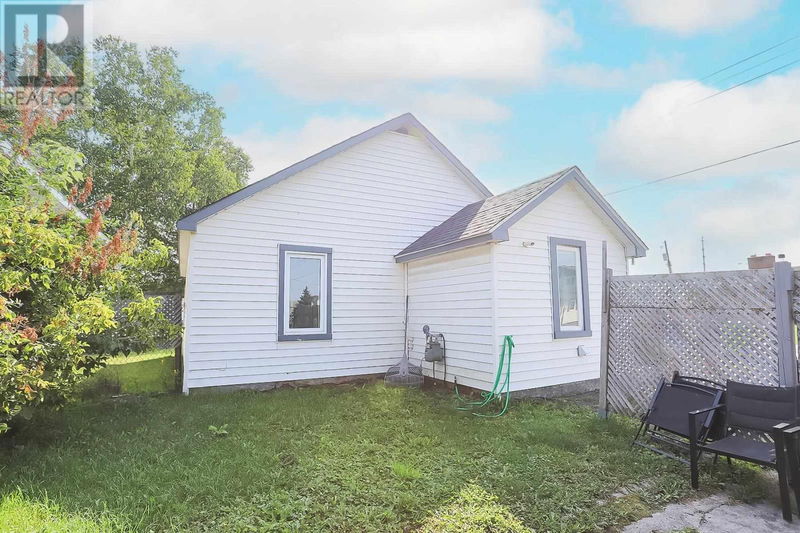 523 Brunswick   Sault Ste. Marie, P6C4E7 | Image 32