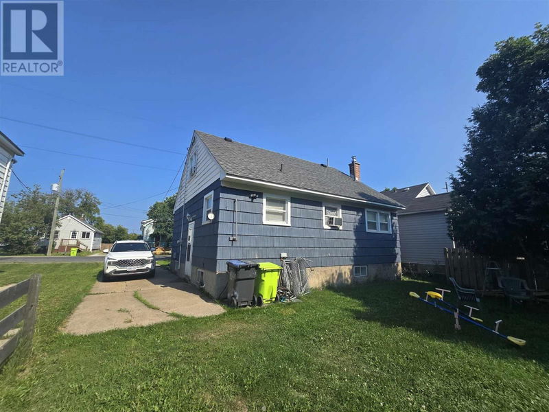 329 Farwell TER  Sault Ste Marie, P6C4B4 | Image 25