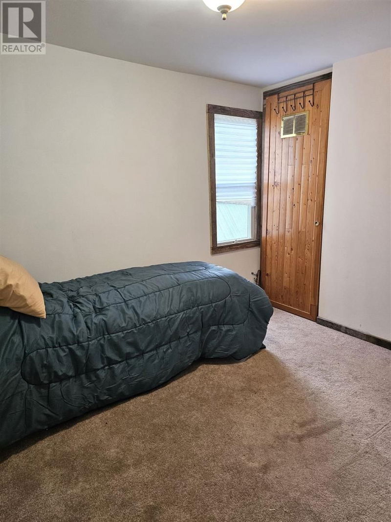 1 Cedar CT  Heyden, P6A5K7 | Image 19