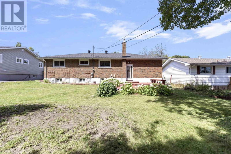 18 Pinemore BLVD  Sault Ste. Marie, P6B4E3 | Image 24