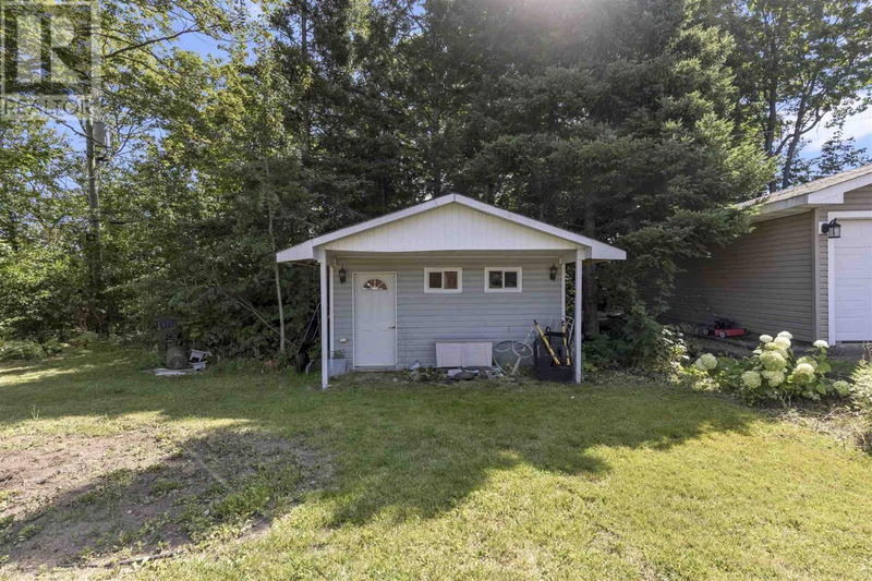 18 Pinemore BLVD  Sault Ste. Marie, P6B4E3 | Image 25