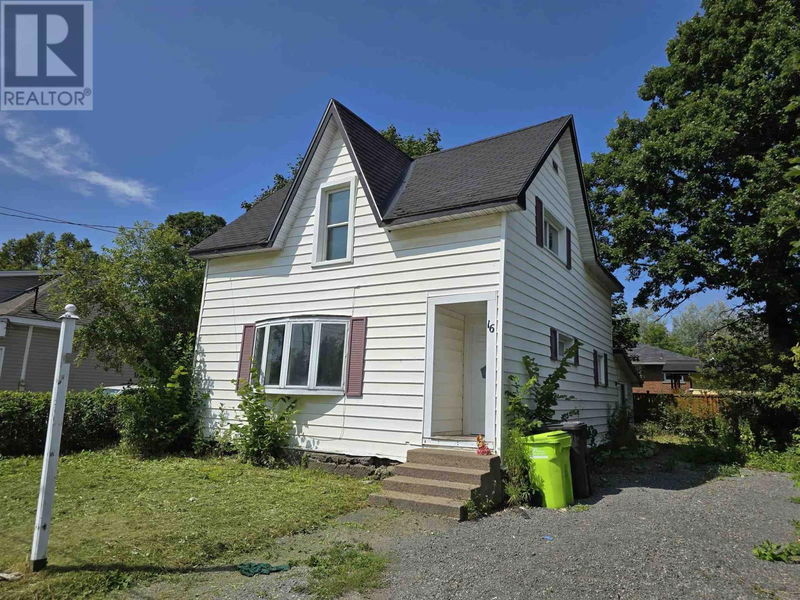 16 Hawthorne AVE  Sault Ste Marie, P6B1C5 | Image 2