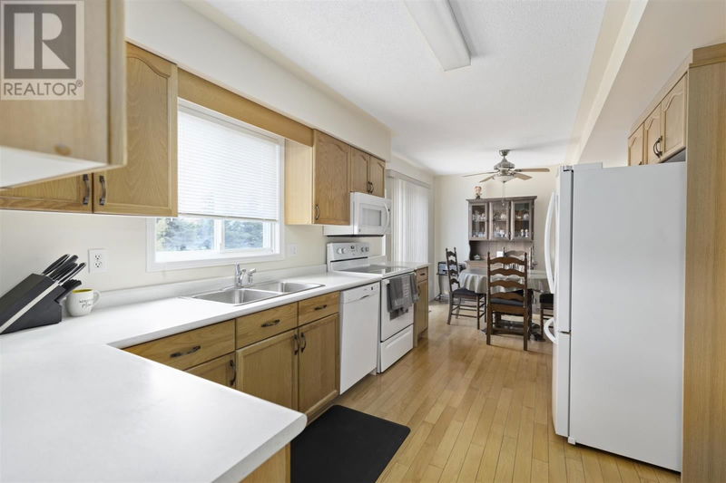 866 Lake ST  Sault Ste. Marie, P6B6K2 | Image 10