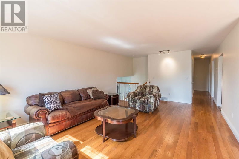 110 Greenfield DR  Sault Ste. Marie, P6C6G3 | Image 8