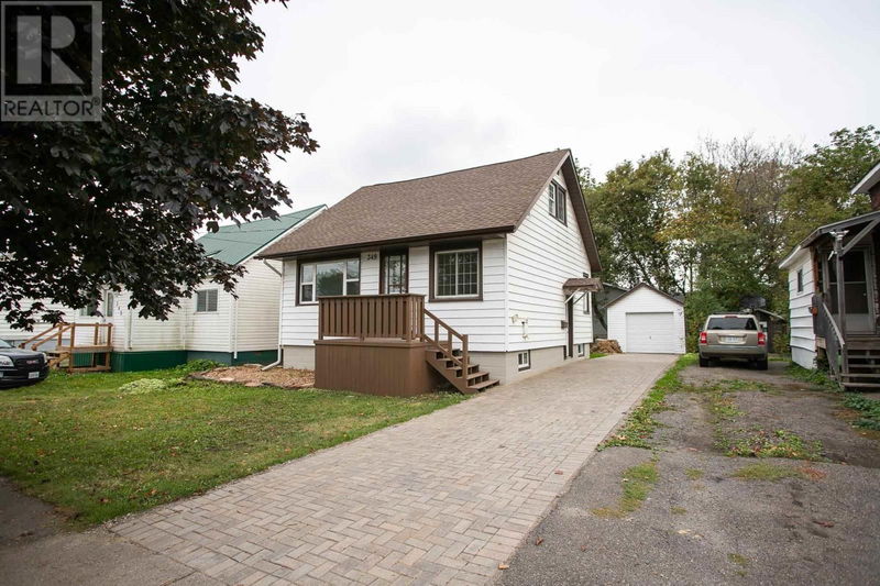 349 First AVE  Sault Ste. Marie, P6C4N9 | Image 1