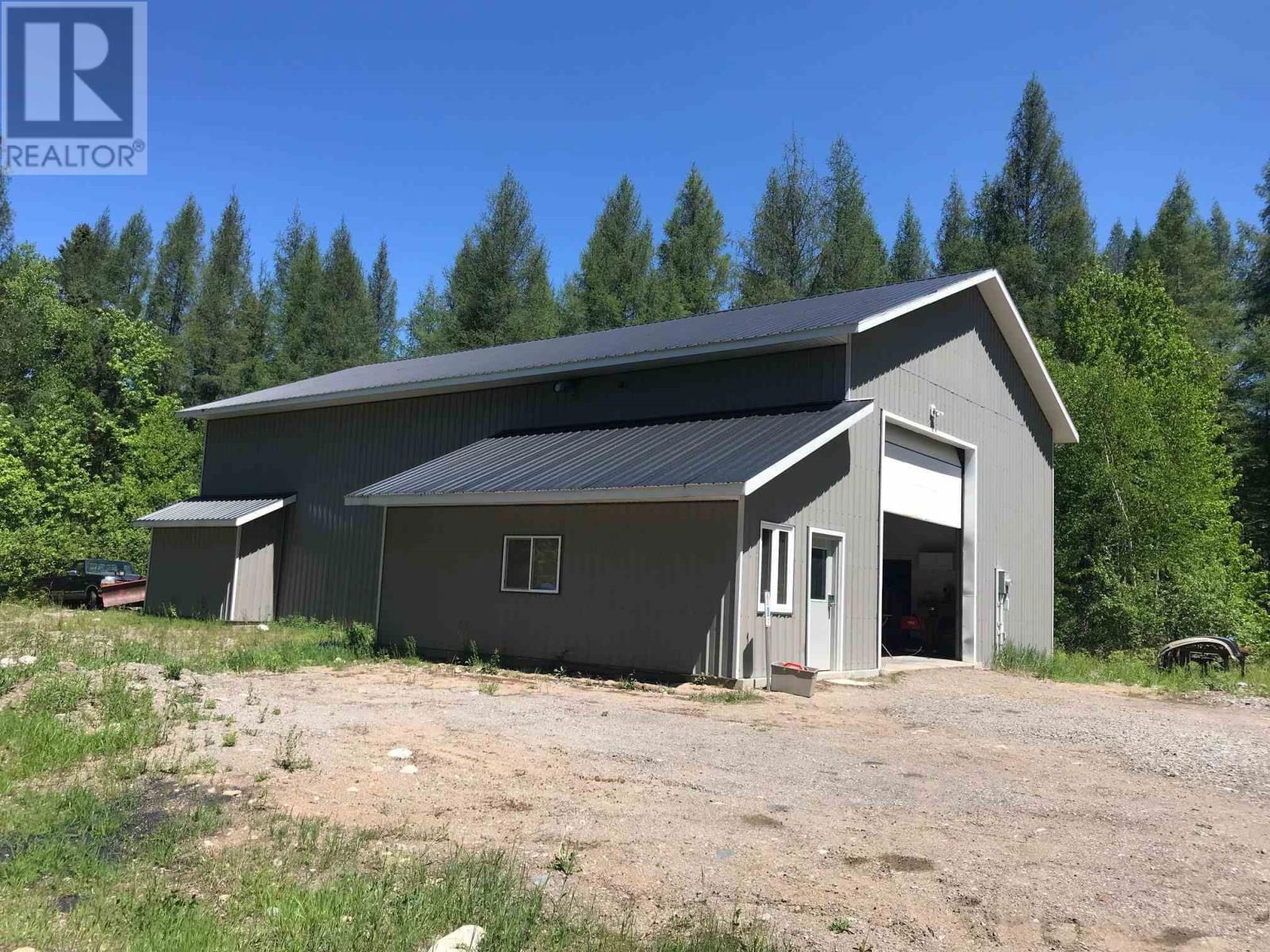 76 PINESHORES RD Image 3