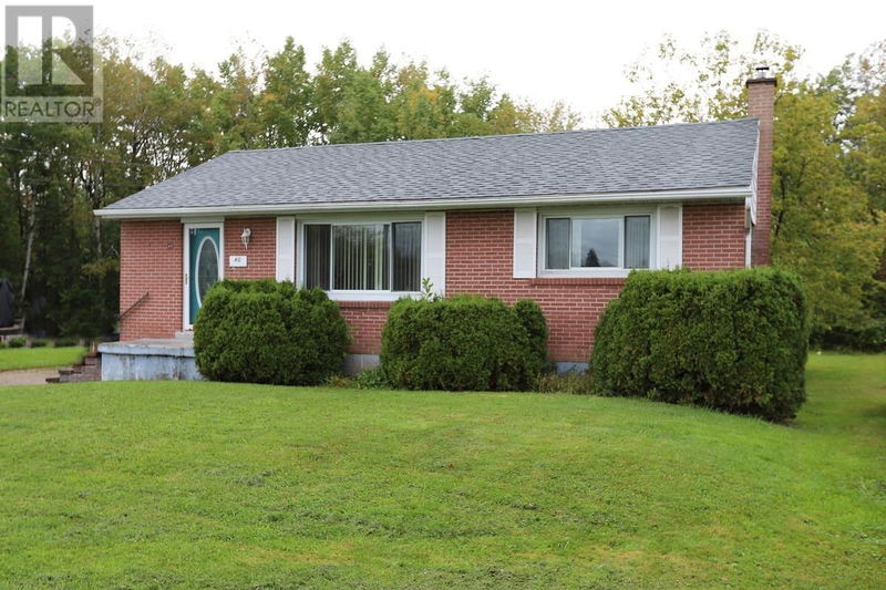 40 Bainbridge ST  Sault Ste. Marie, P6C2G9 | Image 2