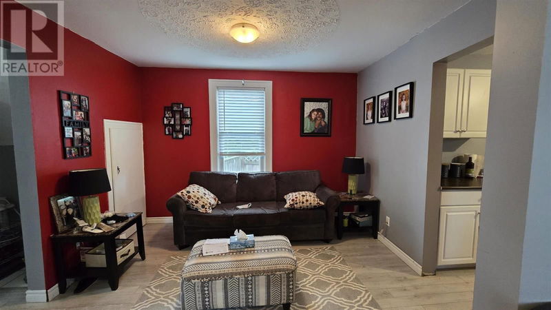 275 First AVE  Sault Ste Marie, P6C4N7 | Image 10