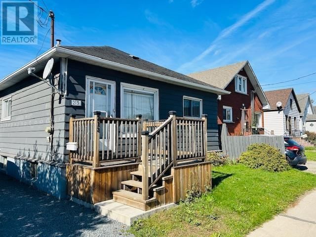 213 Goulais AVE  Sault Ste. Marie, P6C4Z7 | Image 2