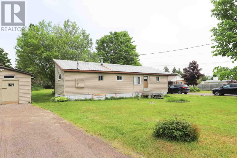 1124 Old Goulais Bay RD  Sault Ste. Marie, P6C0A7 | Image 2