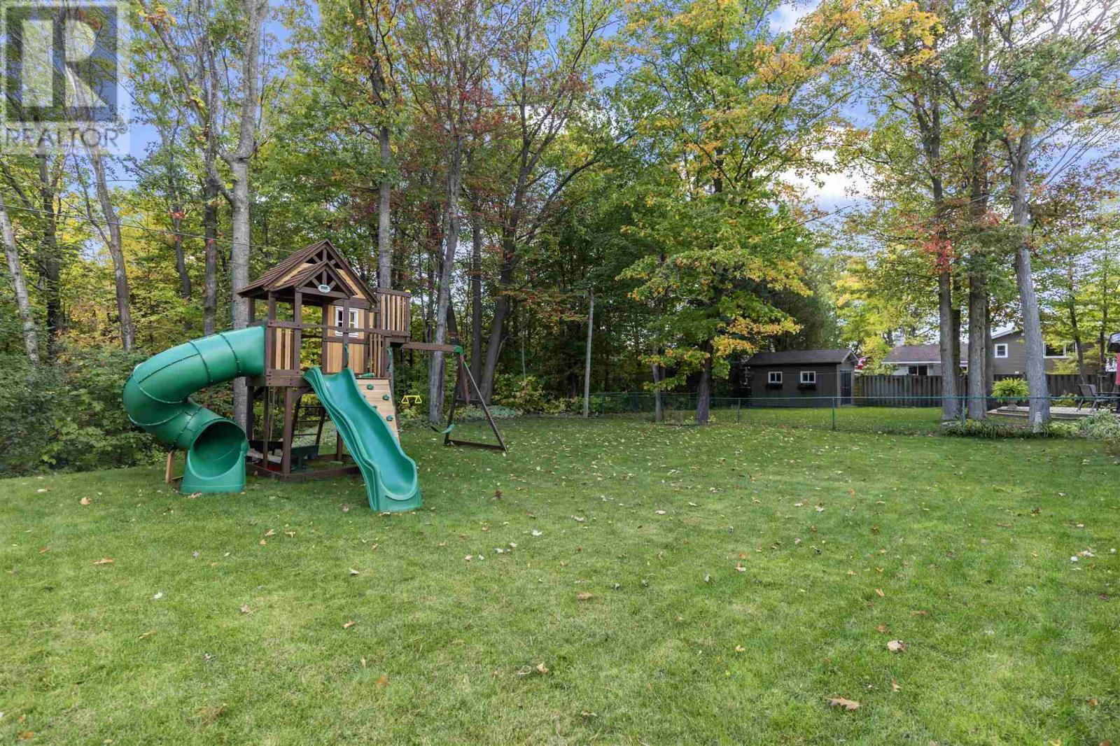 154 Norden CRES Image 36