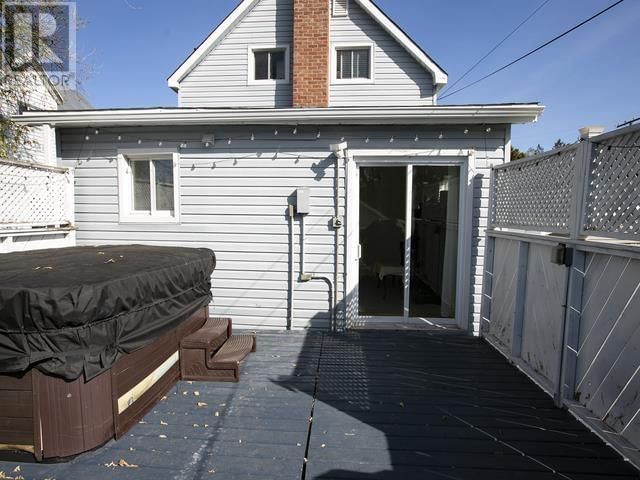 21 Salisbury AVE Image 6