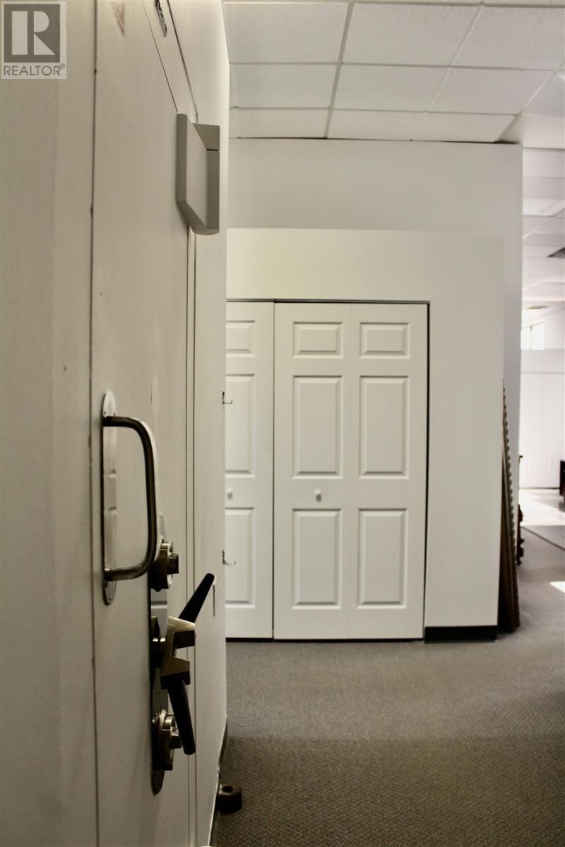 121 FRONT ST Image 28