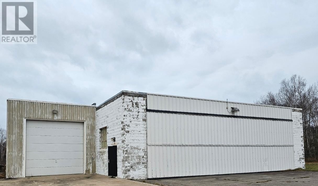 475 Airport RD|Private Airplane Hangar Image 2