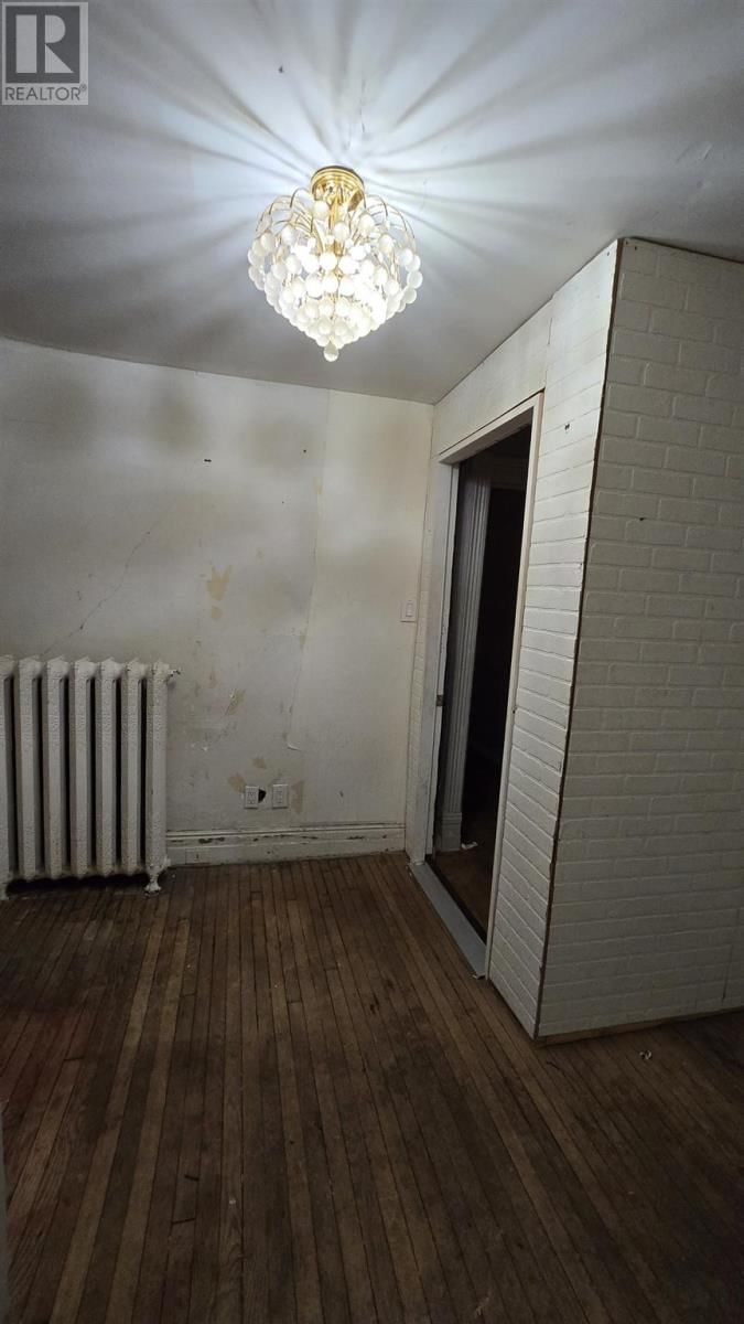 763 WELLINGTON ST Image 10