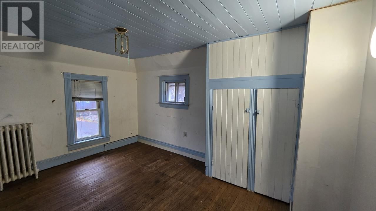 763 WELLINGTON ST Image 14