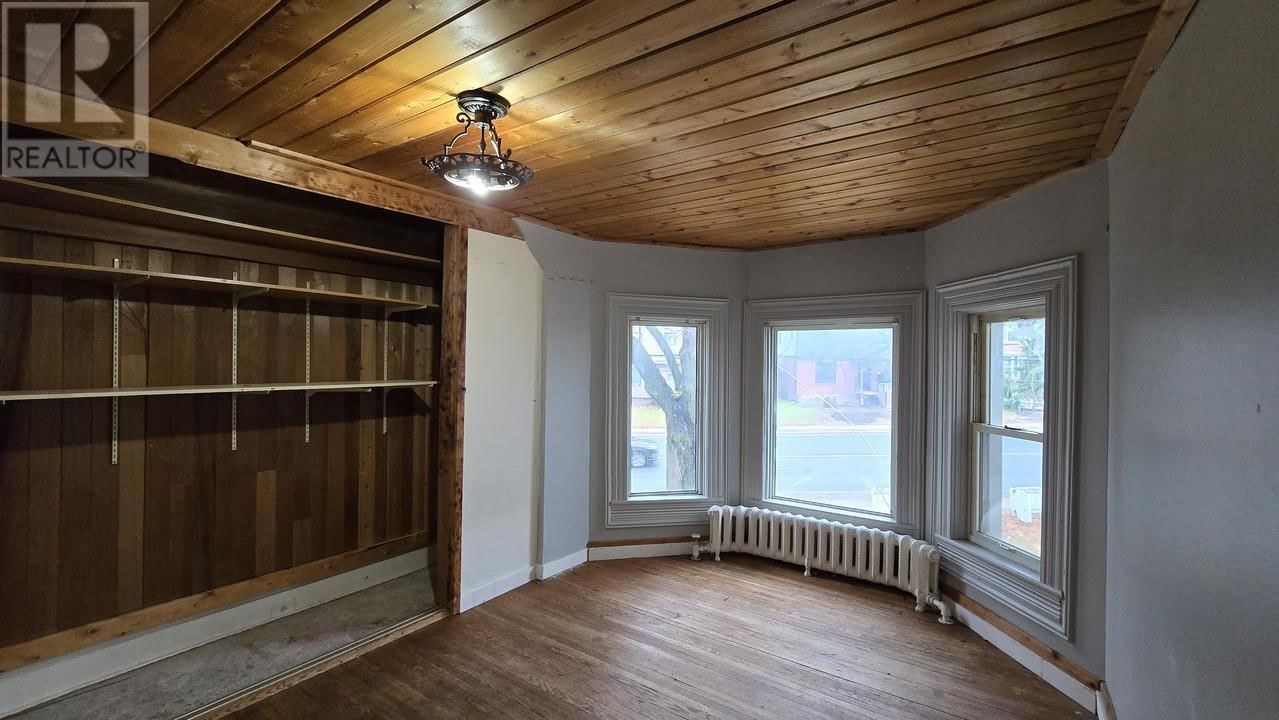 763 WELLINGTON ST Image 8