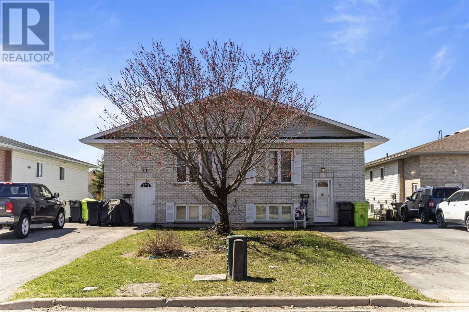 22-24 CENTRAL CREEK DR Image 1