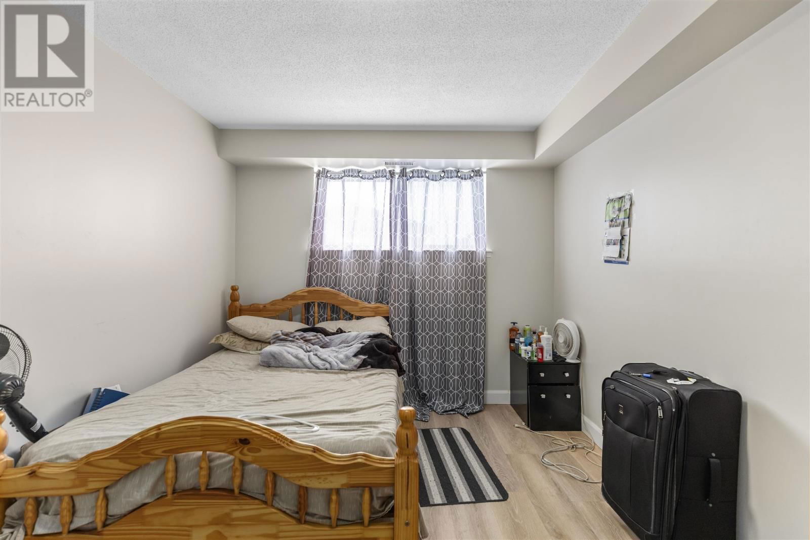 22-24 CENTRAL CREEK DR Image 12