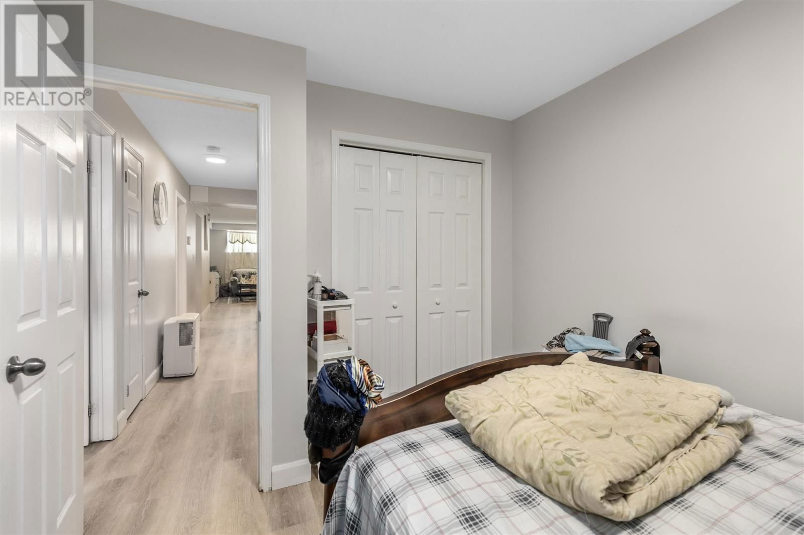 22-24 CENTRAL CREEK DR Image 15