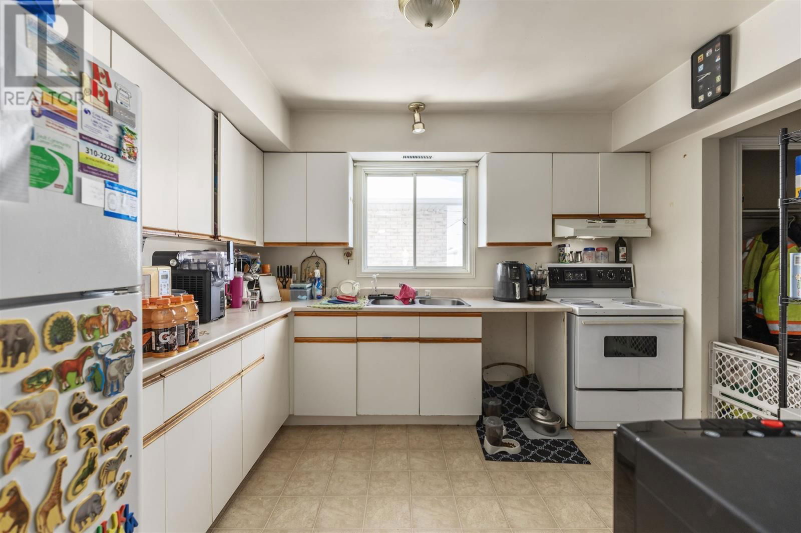 22-24 CENTRAL CREEK DR Image 25