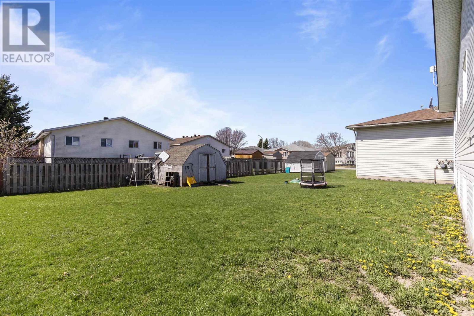 22-24 CENTRAL CREEK DR Image 49