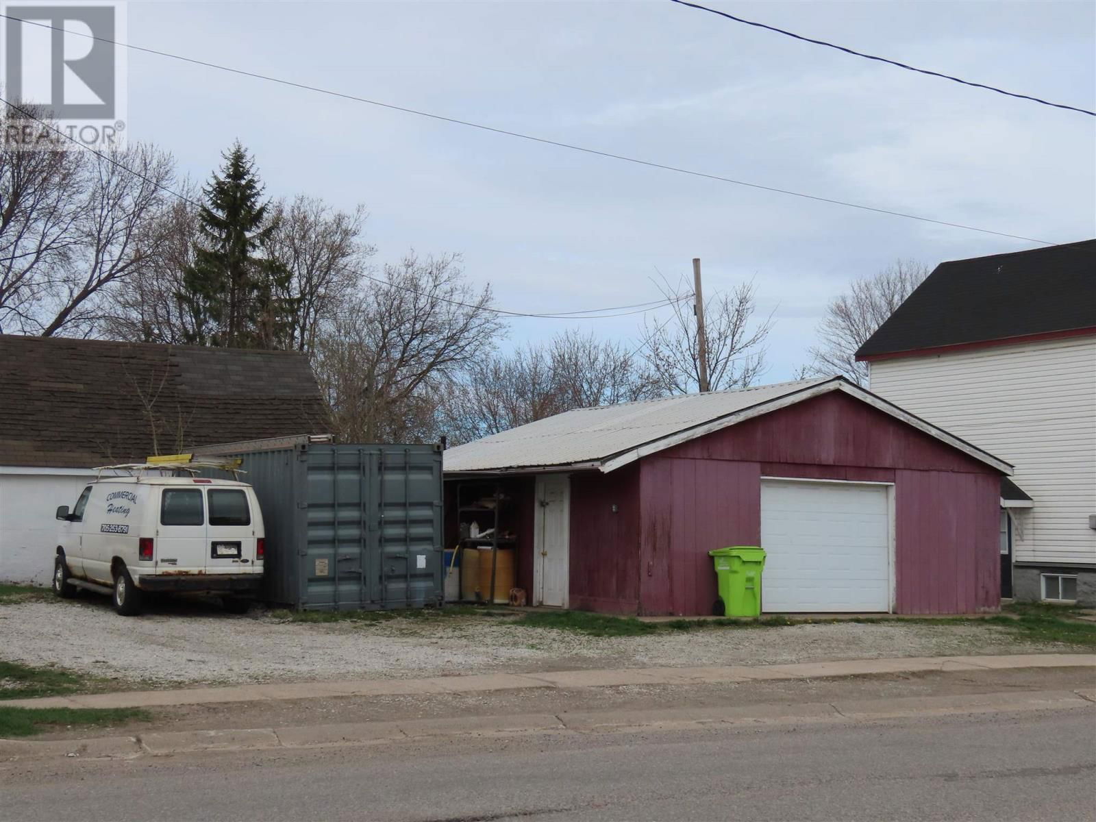 330 KORAH RD Image 4