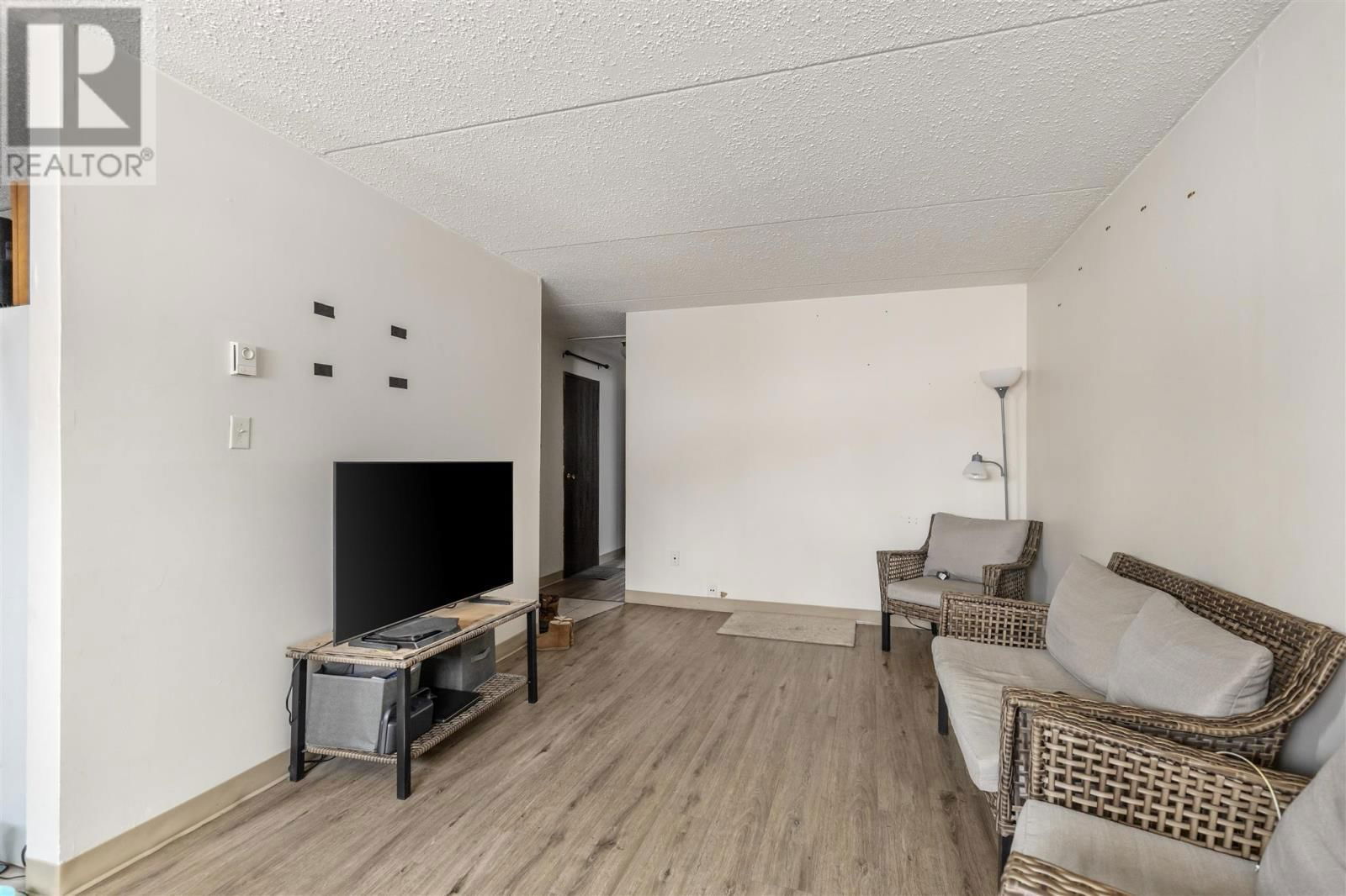 269 GOULAIS AVE Image 14
