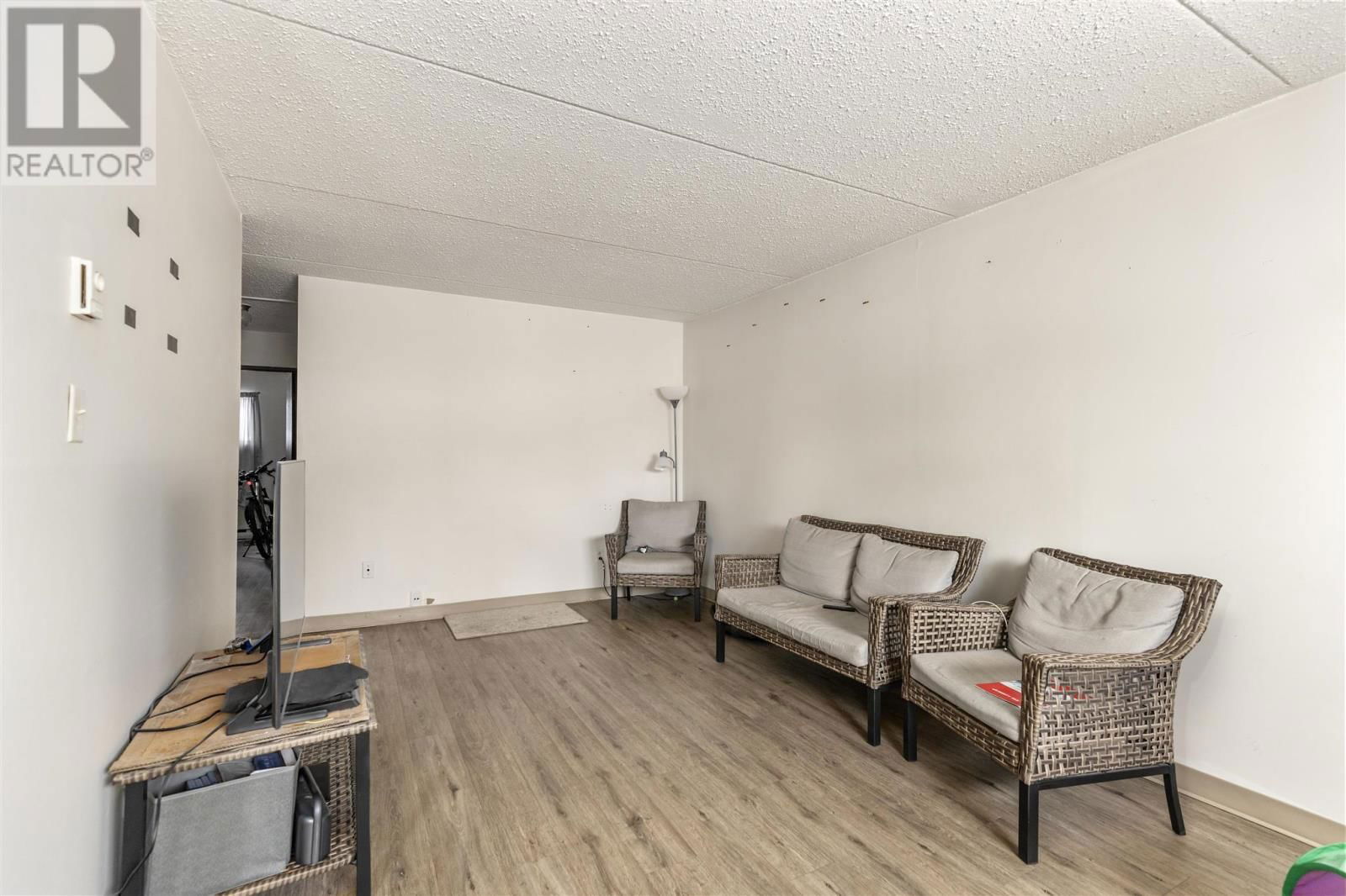 269 GOULAIS AVE Image 15