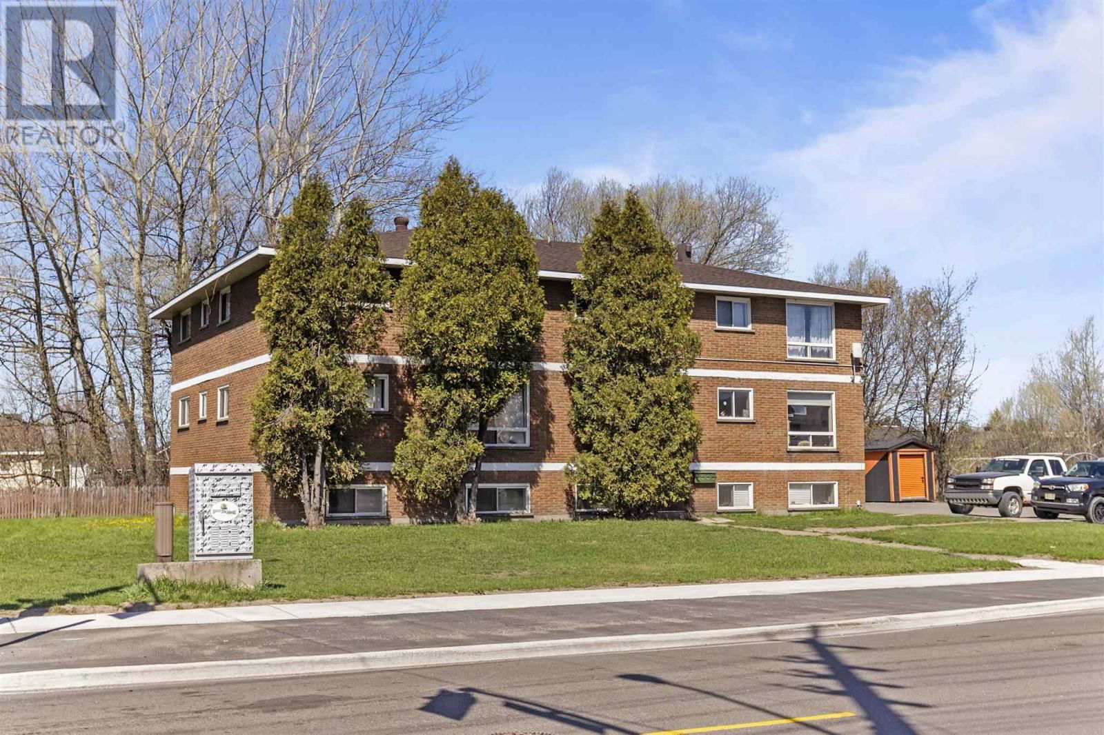 269 GOULAIS AVE Image 50