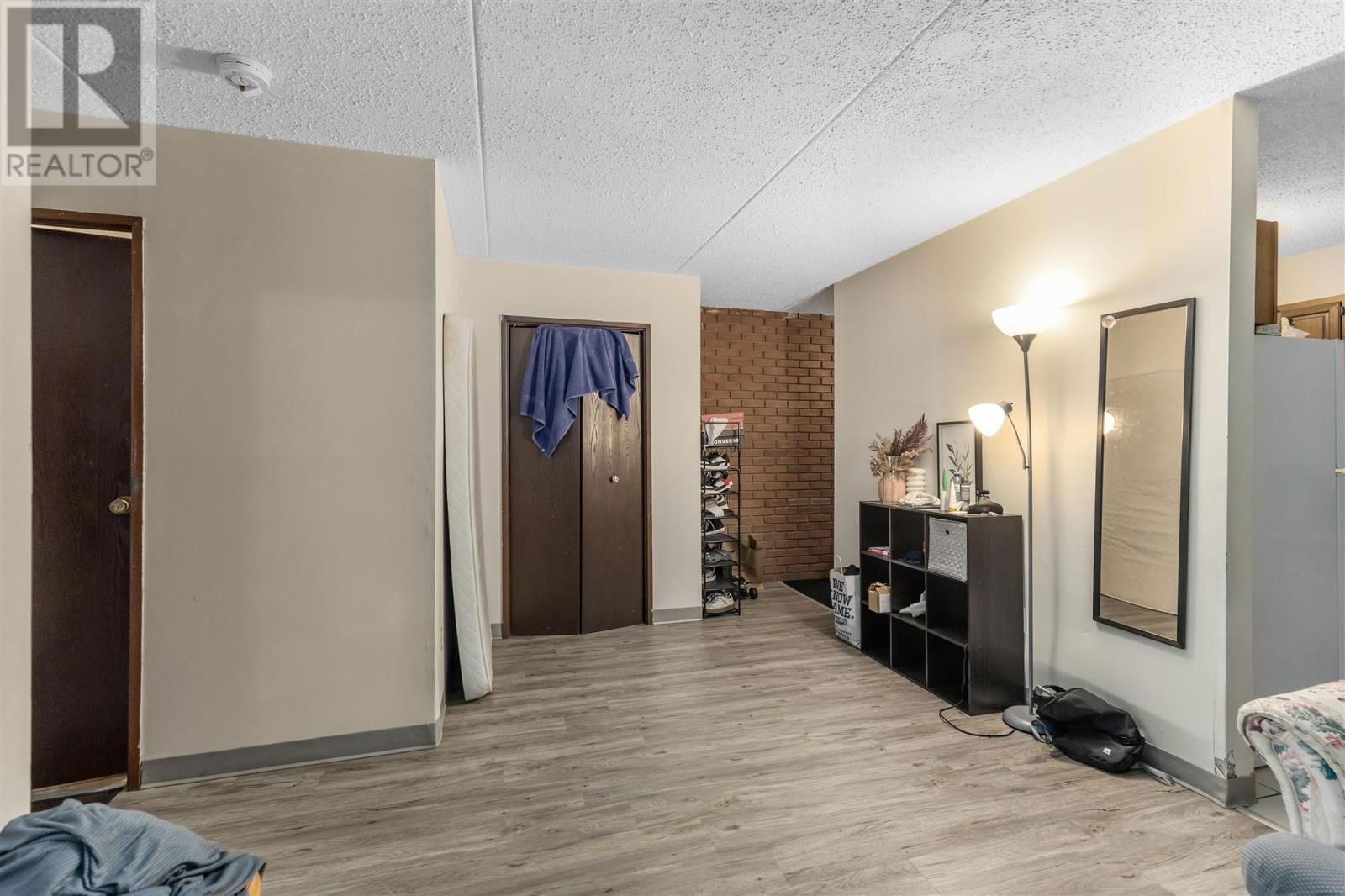 269 GOULAIS AVE Image 6