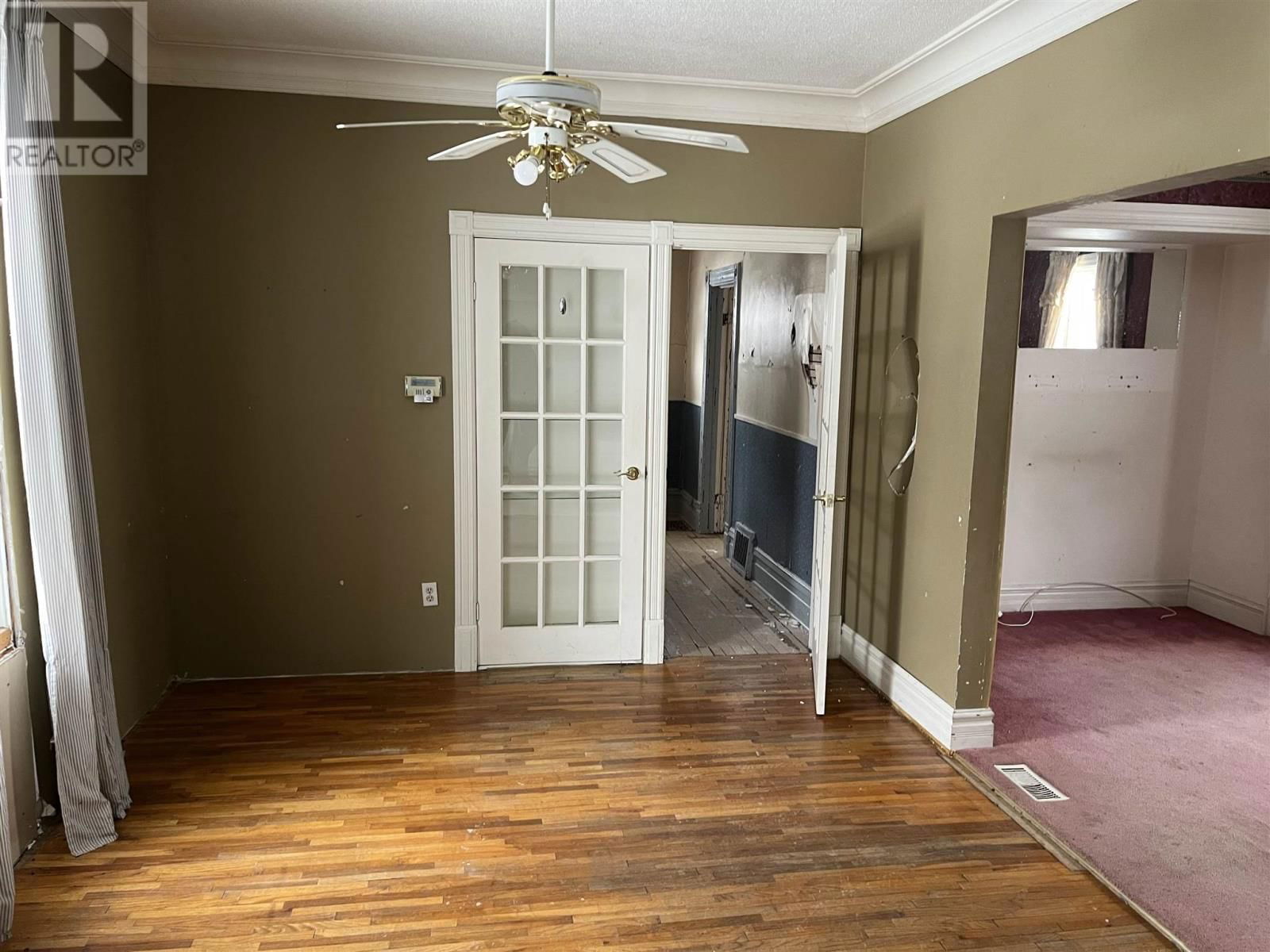 162 BIGGINGS AVE Image 6
