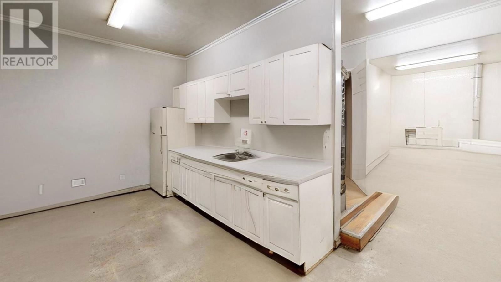 37 PERINI RD Image 15