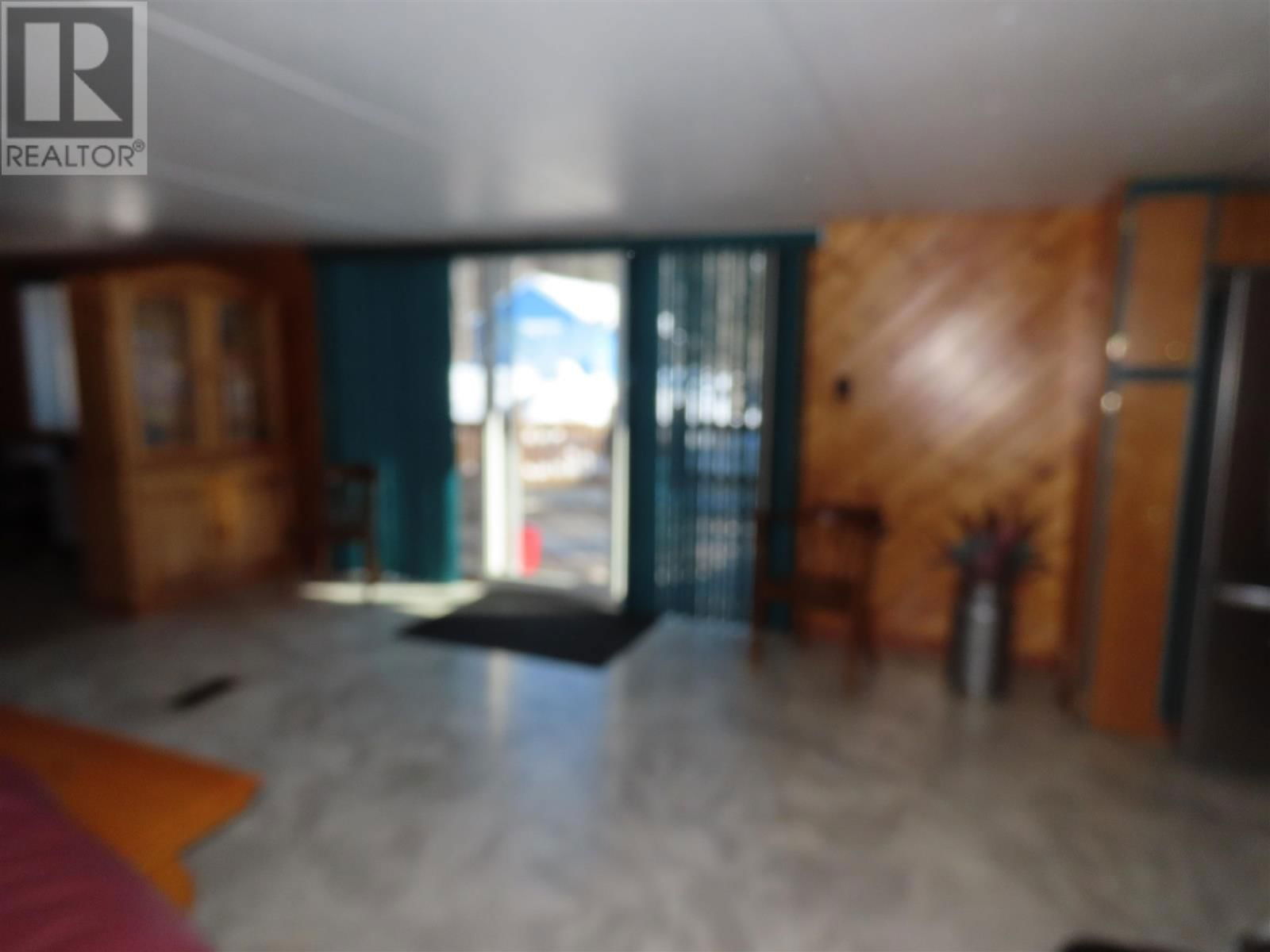 16 SKI HILL Image 10
