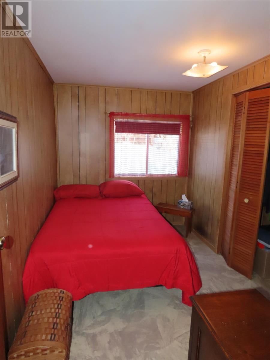 16 SKI HILL Image 13