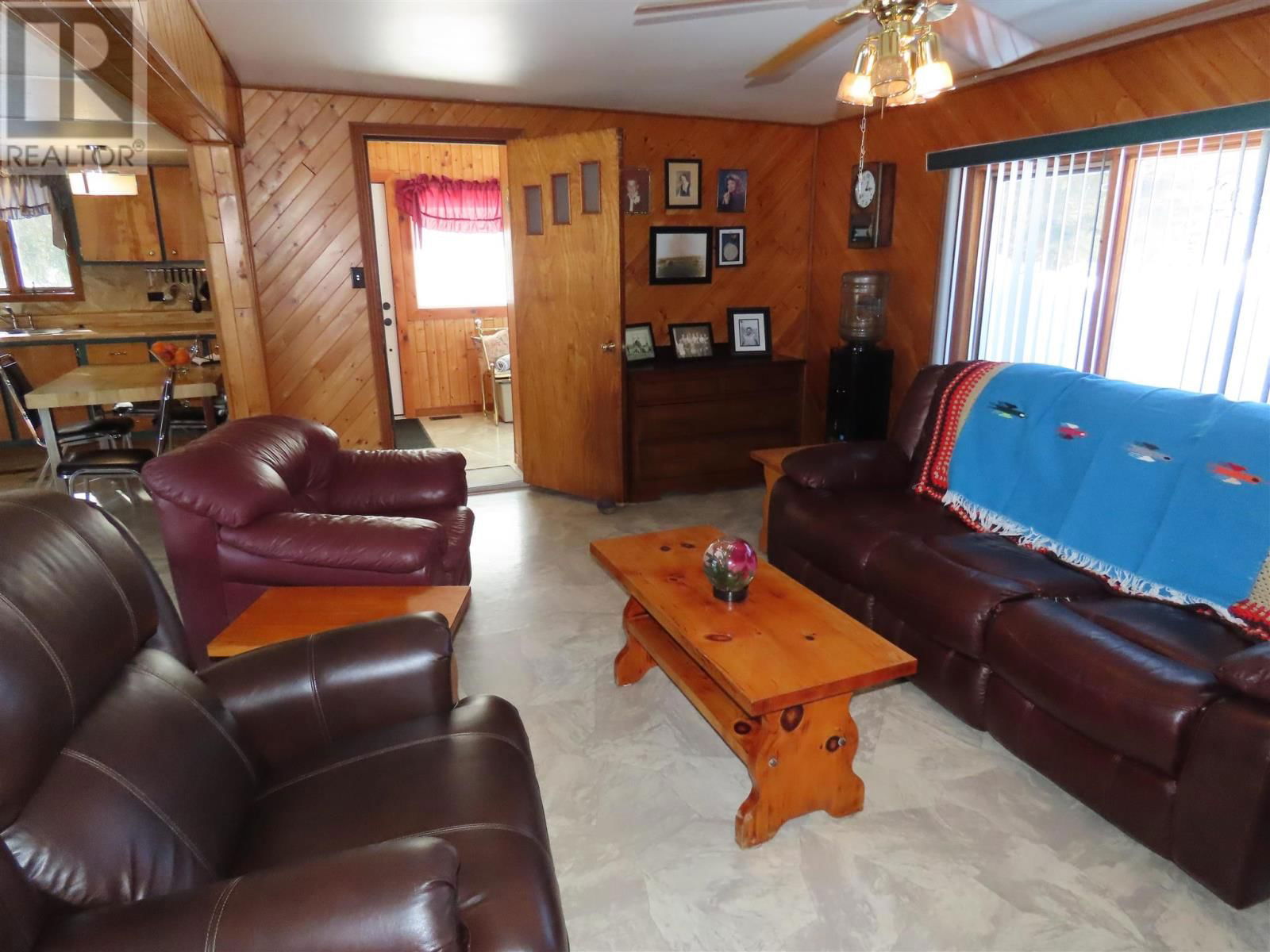 16 SKI HILL Image 6
