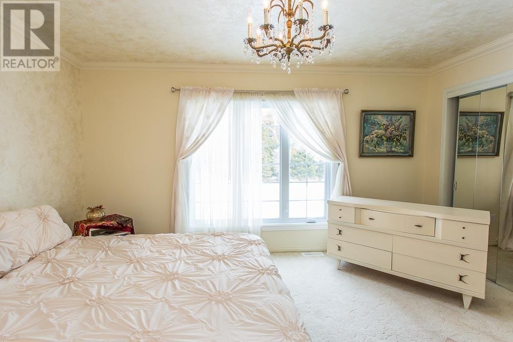 3137 6TH ST Image 20