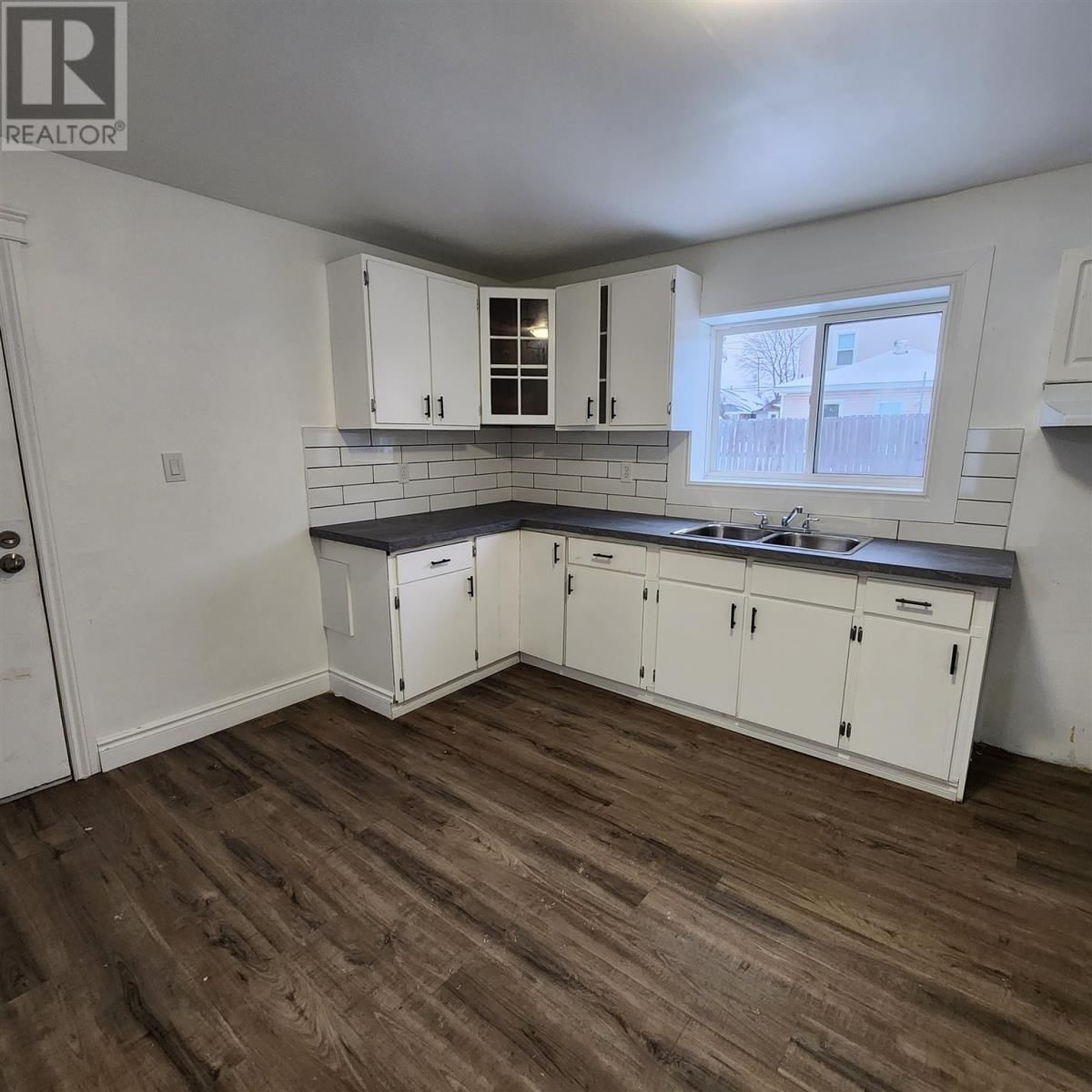 30 GRACE ST Image 15