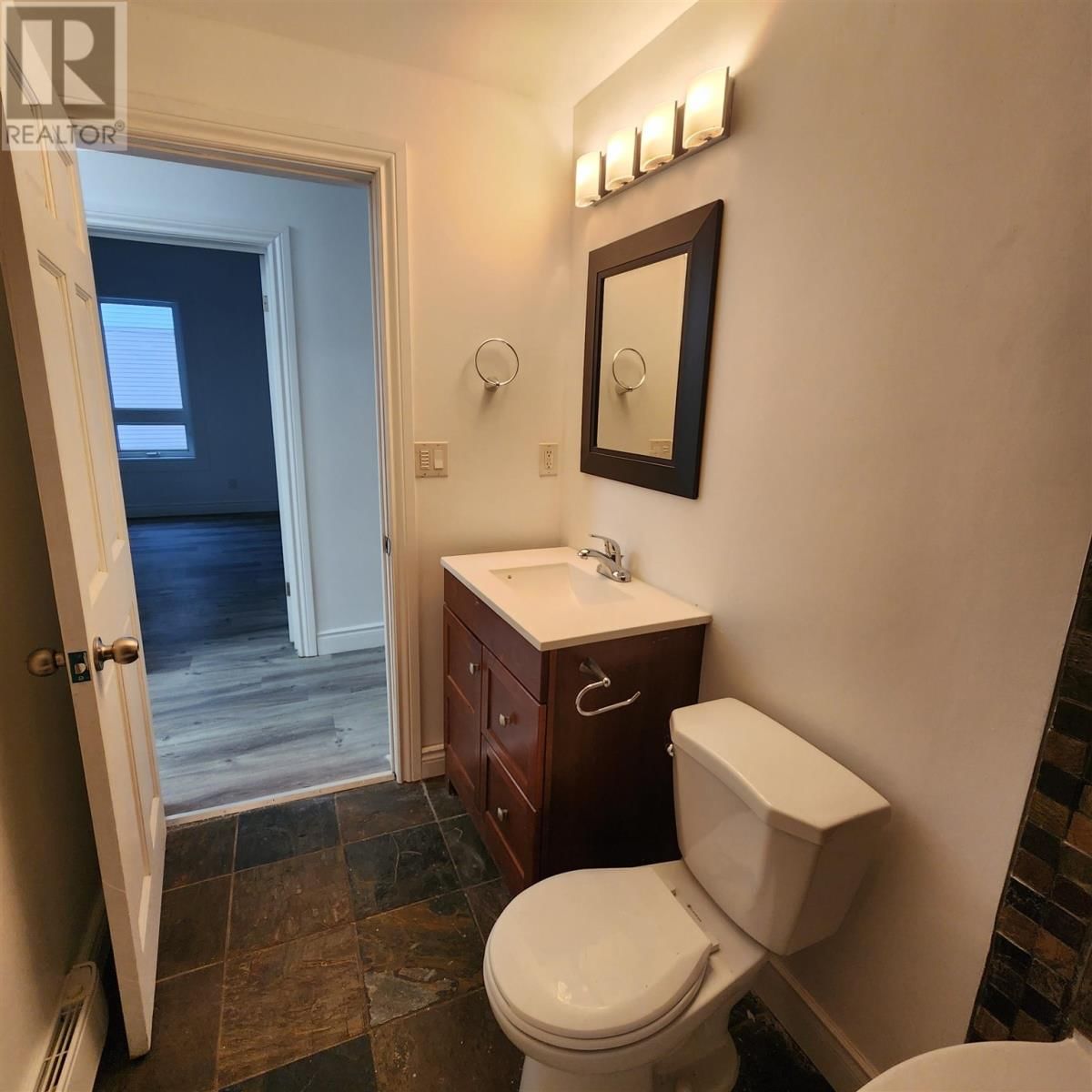 30 GRACE ST Image 18