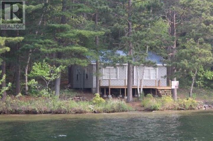 A LAKE LAUZON Image 19